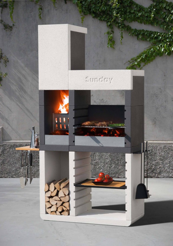 Realizzato in granulato di marmo, il barbecue One Tower di Sunday propone la tradizionale cottura a legna. 