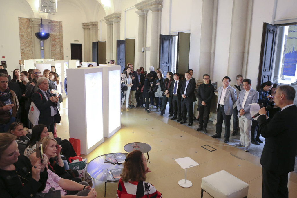 La conferenza stampa promossa da CIFF a Milano, durante la design week 